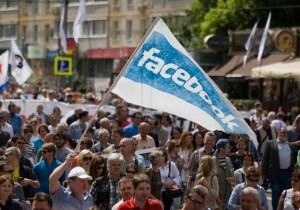 Выгодно ли инвестировать в иностранные акции в России — комментарий партнера адвокатского бюро ЕМПП Валентина Петрова для газеты «Ведомости»